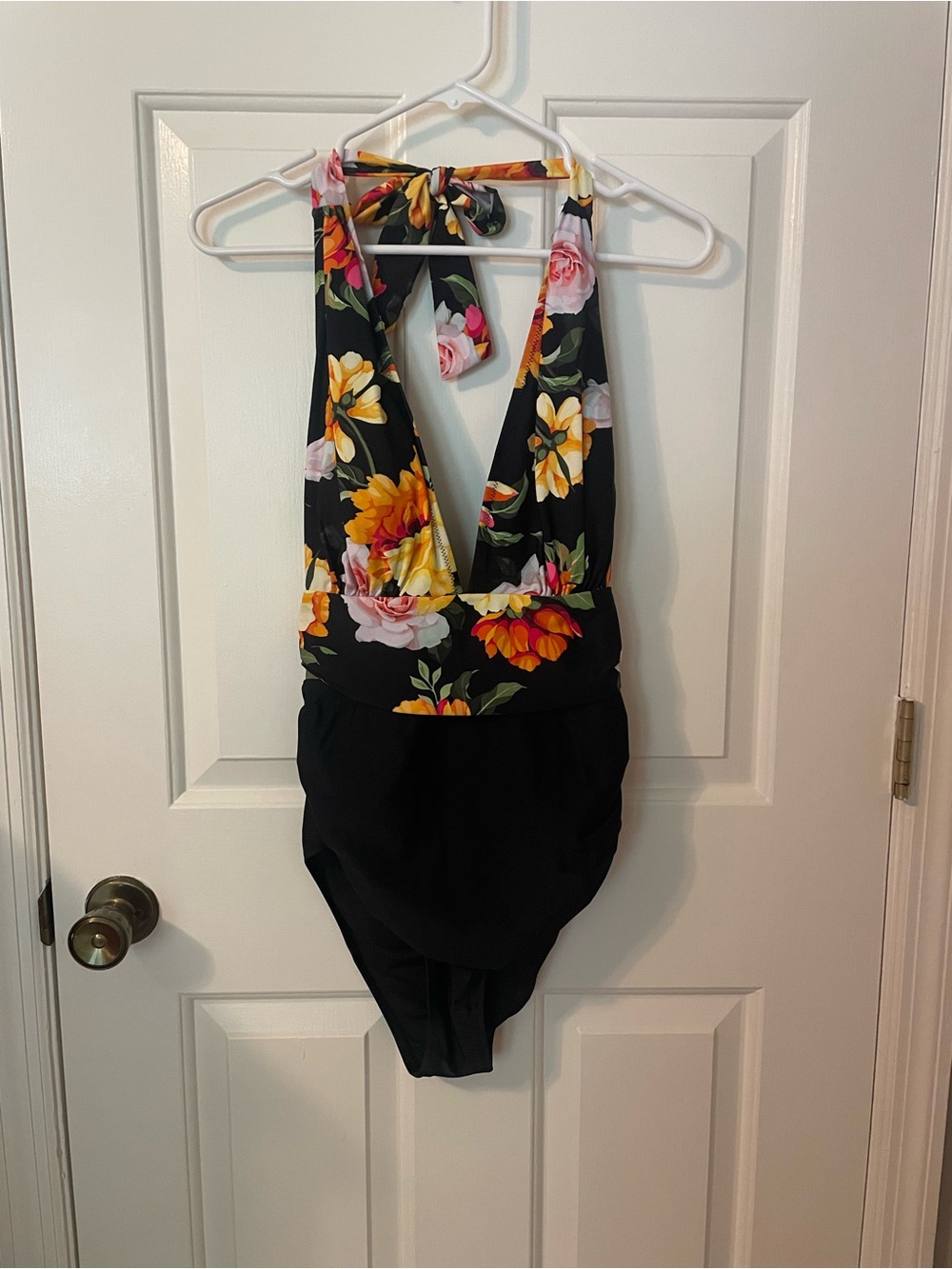 Brand New Never Worn - Cupshe Plunge Halter One-Piece Swimsuit